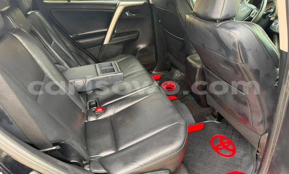 Acheter Occasion Voiture Toyota RAV4 Noir à Cotonou, Benin Acheter Occasion Voiture Toyota RAV4 Noir à Cotonou, Benin
