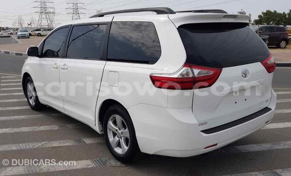 Ra Imported Toyota Sienna funfun Ọkọ̀ in Import - Dubai ni Benin Ra Imported Toyota Sienna funfun Ọkọ̀ in Import - Dubai ni Benin