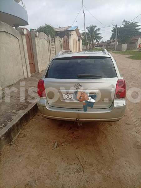 Big with watermark toyota avensis benin cotonou 25130