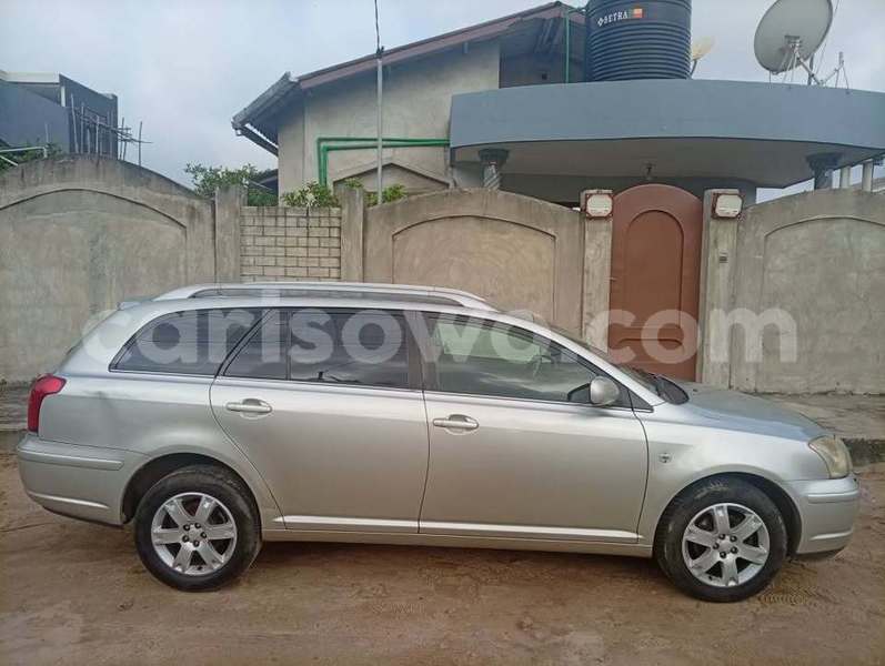 Big with watermark toyota avensis benin cotonou 25130
