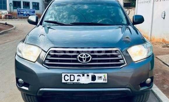Ra Àlòkù Toyota Highlander Miiran Ọkọ̀ in Cotonou ni Benin Ra Àlòkù Toyota Highlander Miiran Ọkọ̀ in Cotonou ni Benin