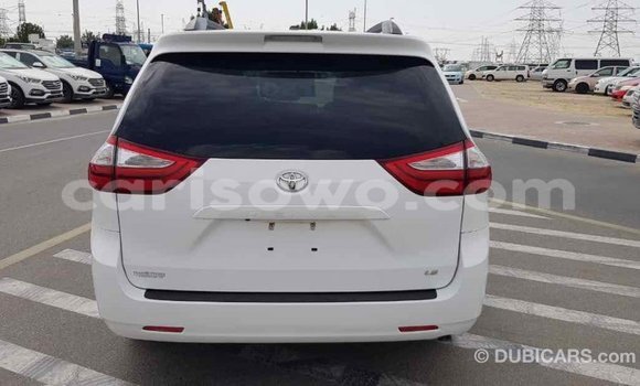 Ra Imported Toyota Sienna funfun Ọkọ̀ in Import - Dubai ni Benin Ra Imported Toyota Sienna funfun Ọkọ̀ in Import - Dubai ni Benin