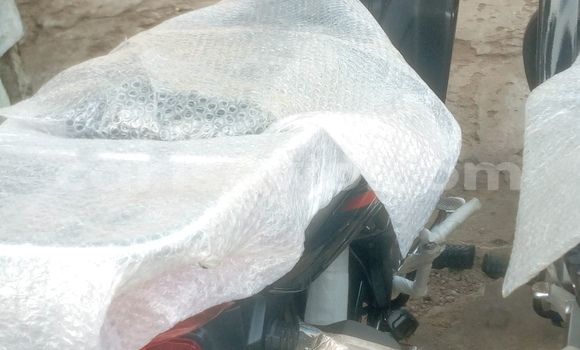 Acheter Occasion Moto Haojue Escorte Noir à Cotonou, Benin Acheter Occasion Moto Haojue Escorte Noir à Cotonou, Benin