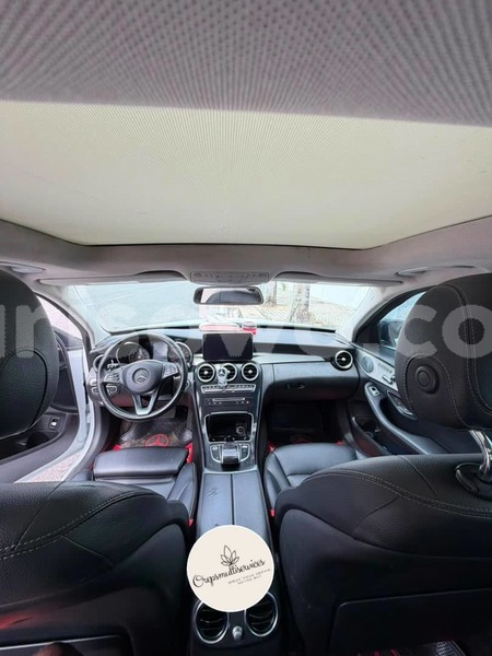 Big with watermark mercedes benz 300cd benin cotonou 25157