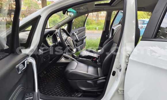 Buy Used Geely Emgrand X7 White Car in Cotonou in Benign Buy Used Geely Emgrand X7 White Car in Cotonou in Benign