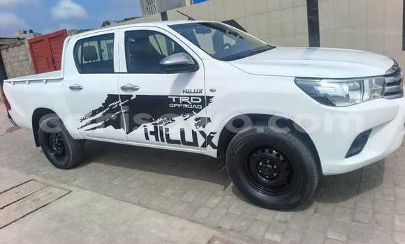 Acheter Occasion Voiture Toyota Hilux Noir à Cotonou, Benin