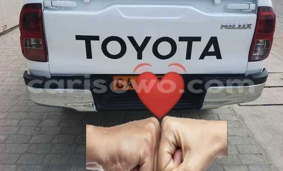 Acheter Occasion Voiture Toyota Hilux Noir à Cotonou, Benin Acheter Occasion Voiture Toyota Hilux Noir à Cotonou, Benin