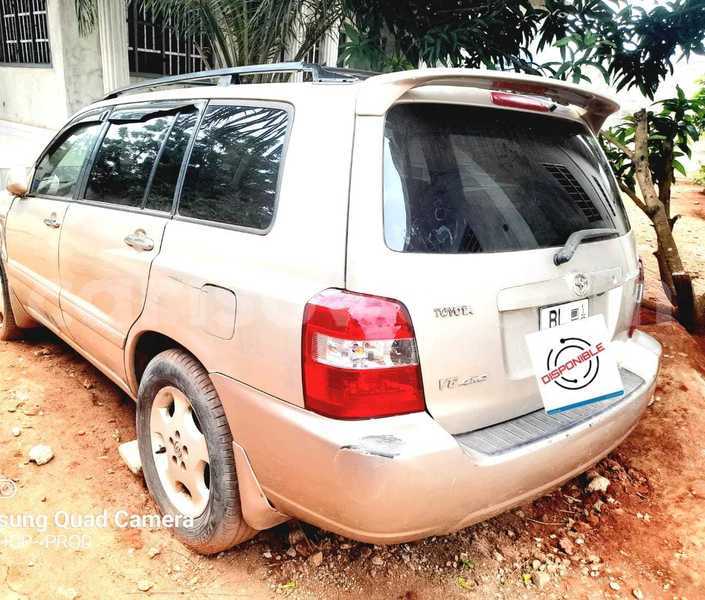 Big with watermark toyota highlander benin cotonou 25167