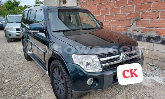 Acheter Occasion Voiture Mitsubishi Pajero Noir à Cotonou, Benin Acheter Occasion Voiture Mitsubishi Pajero Noir à Cotonou, Benin