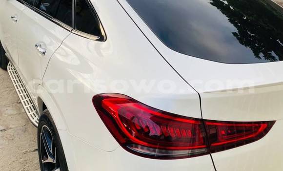 Acheter Occasion Voiture Mercedes-Benz GLE Noir à Cotonou, Benin Acheter Occasion Voiture Mercedes-Benz GLE Noir à Cotonou, Benin