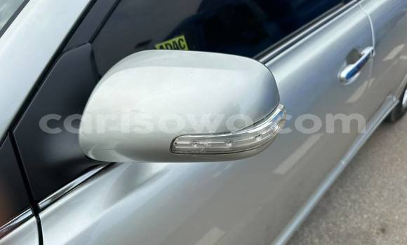 Ra Àlòkù Toyota Avensis Silver Ọkọ̀ in Cotonou ni Benin Ra Àlòkù Toyota Avensis Silver Ọkọ̀ in Cotonou ni Benin
