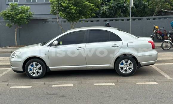 Ra Àlòkù Toyota Avensis Silver Ọkọ̀ in Cotonou ni Benin Ra Àlòkù Toyota Avensis Silver Ọkọ̀ in Cotonou ni Benin