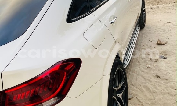 Ra Àlòkù Mercedes-Benz AMG GLE funfun Ọkọ̀ in Cotonou ni Benin Ra Àlòkù Mercedes-Benz AMG GLE funfun Ọkọ̀ in Cotonou ni Benin