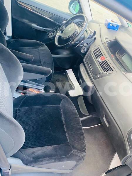 Big with watermark citroen c4 picasso benin cotonou 25184