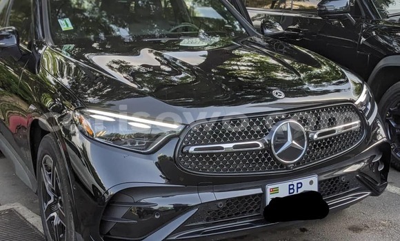 Acheter Occasion Voiture Mercedes-Benz GLC Noir à Cotonou, Benin Acheter Occasion Voiture Mercedes-Benz GLC Noir à Cotonou, Benin