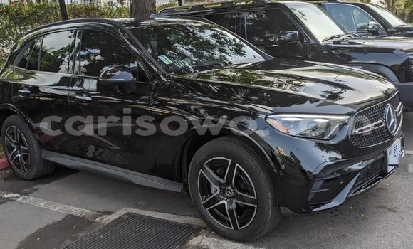 Acheter Occasion Voiture Mercedes-Benz GLC Noir à Cotonou, Benin Acheter Occasion Voiture Mercedes-Benz GLC Noir à Cotonou, Benin