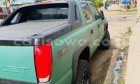 Sayi Na hannu Chevrolet S-10 Pickup Green Mota in Cotonou a Benin Sayi Na hannu Chevrolet S-10 Pickup Green Mota in Cotonou a Benin
