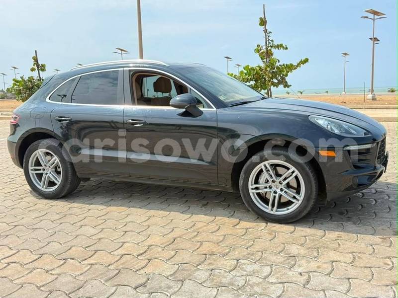 Big with watermark porsche macan benin cotonou 25209
