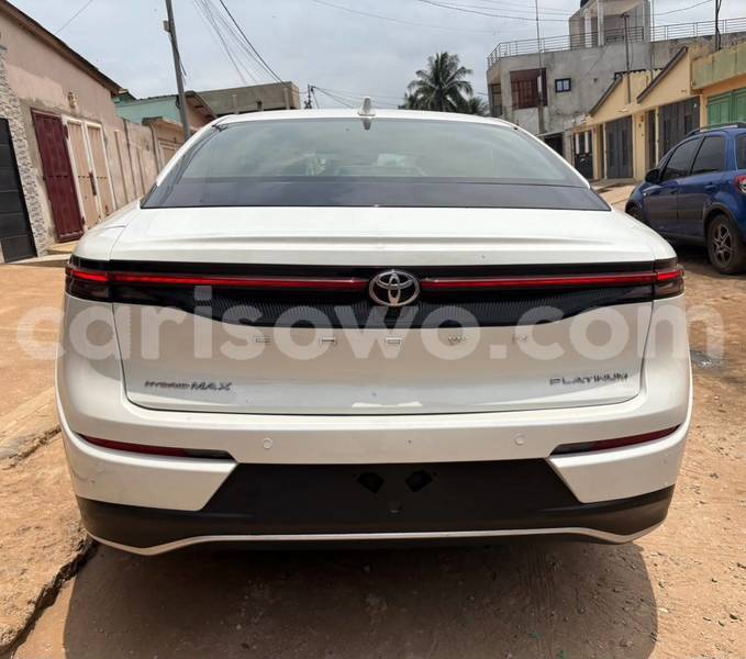 Big with watermark toyota crown mono grand popo 25212