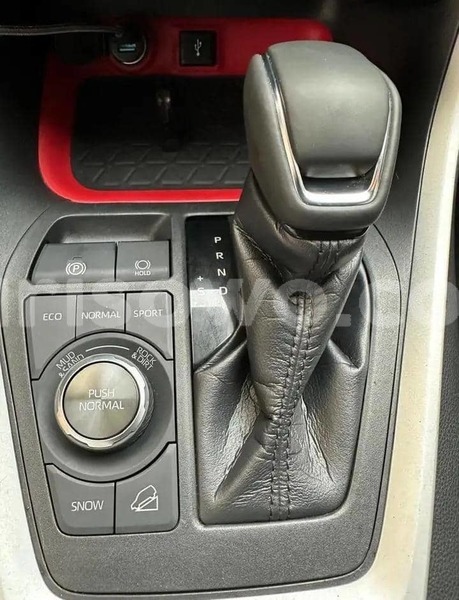 Big with watermark toyota rav4 benin cotonou 25214