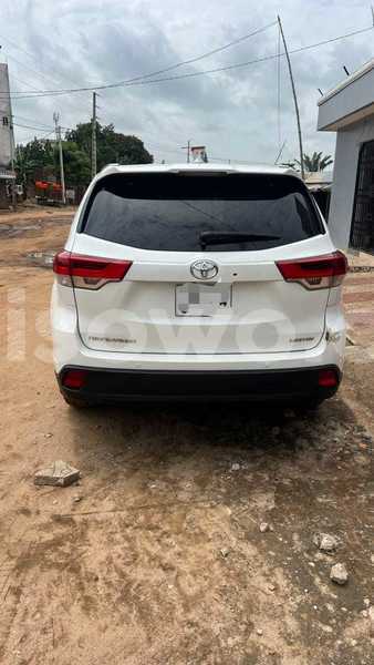 Big with watermark toyota highlander benin cotonou 25222