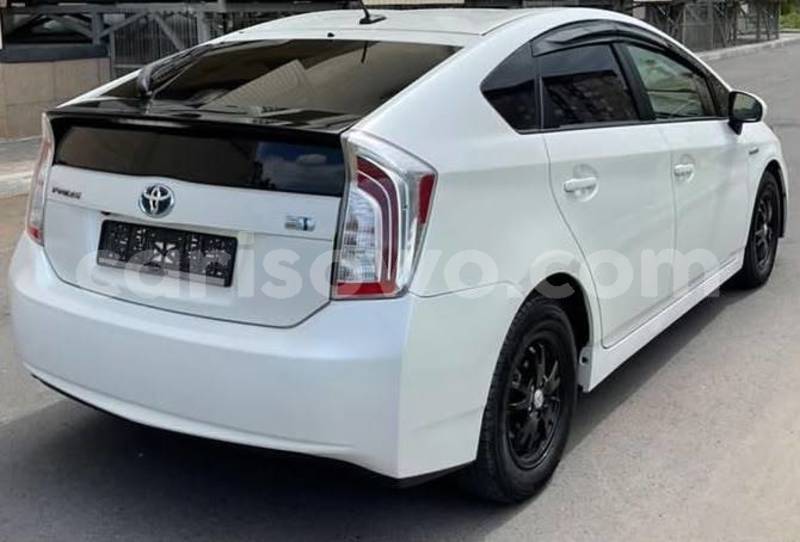 Big with watermark toyota prius benin cotonou 25231