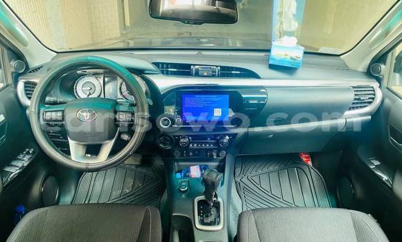 Sayi Sabo Toyota Hilux Black Mota in Cotonou a Benin Sayi Sabo Toyota Hilux Black Mota in Cotonou a Benin
