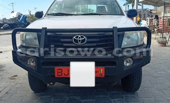 Acheter Occasion Voiture Toyota Hilux Blanc à Cotonou, Benin