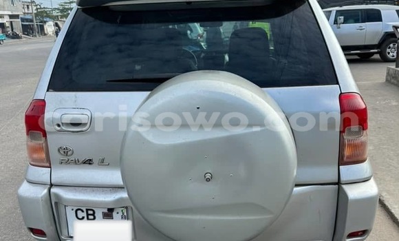 Acheter Occasion Voiture Toyota RAV4 Gris à Cotonou, Benin Acheter Occasion Voiture Toyota RAV4 Gris à Cotonou, Benin