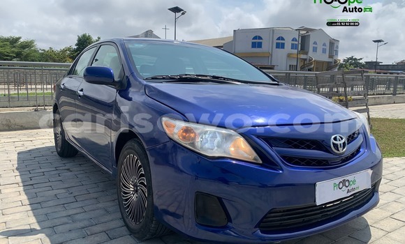 Acheter Occasion Voiture Toyota Corolla Bleu à Cotonou, Benin