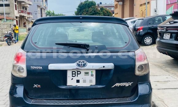 Acheter Occasion Voiture Toyota Matrix Bleu à Cotonou, Benin