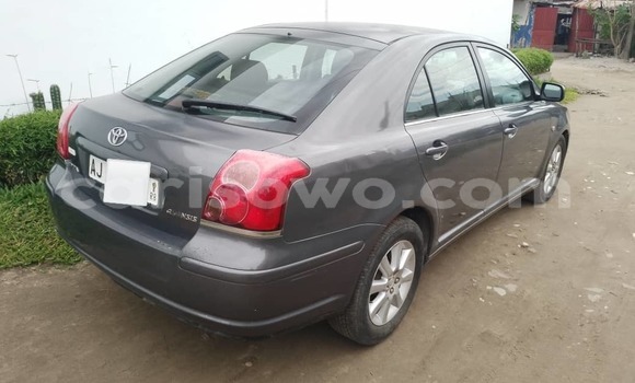 Acheter Occasion Voiture Toyota Avensis Gris à Cotonou, Benin Acheter Occasion Voiture Toyota Avensis Gris à Cotonou, Benin