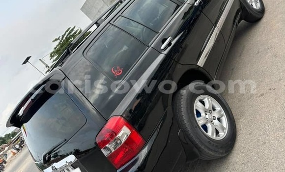 Acheter Occasion Voiture Toyota Highlander Noir à Cotonou, Benin Acheter Occasion Voiture Toyota Highlander Noir à Cotonou, Benin