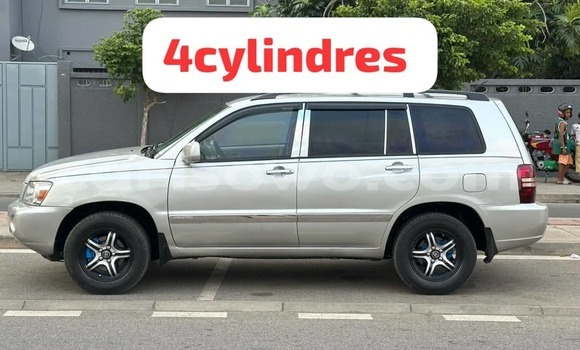 Acheter Occasion Voiture Toyota Highlander Gris à Cotonou, Benin Acheter Occasion Voiture Toyota Highlander Gris à Cotonou, Benin