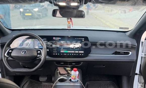 Sayi Na hannu Changan CS75 White Mota in Cotonou a Benin Sayi Na hannu Changan CS75 White Mota in Cotonou a Benin