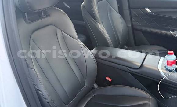 Sayi Na hannu Changan CS75 White Mota in Cotonou a Benin Sayi Na hannu Changan CS75 White Mota in Cotonou a Benin