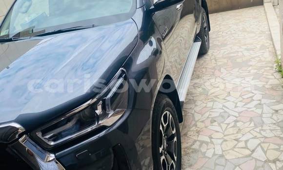 Sayi Sabo Toyota Hilux Black Mota in Cotonou a Benin Sayi Sabo Toyota Hilux Black Mota in Cotonou a Benin