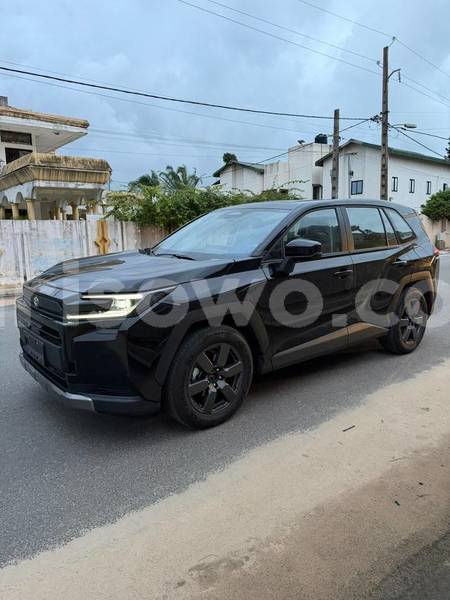 Big with watermark toyota rav4 benin cotonou 25300