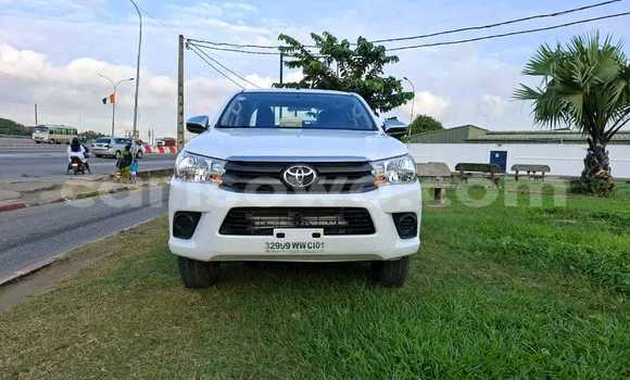 Buy Used Toyota Hilux Black Car in Cotonou in Benign Buy Used Toyota Hilux Black Car in Cotonou in Benign