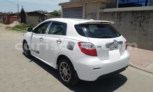 Buy Used Toyota Matrix White Car in Cotonou in Benign Buy Used Toyota Matrix White Car in Cotonou in Benign