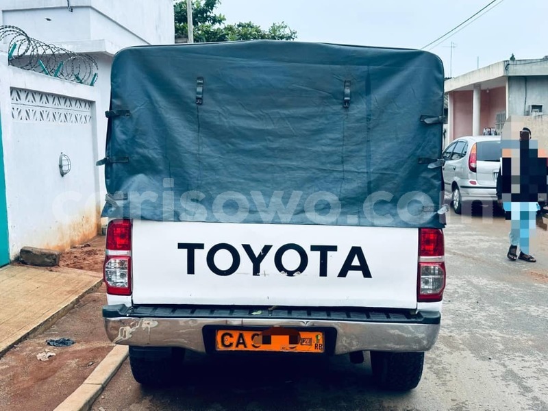 Big with watermark toyota hilux benin parakou 25310