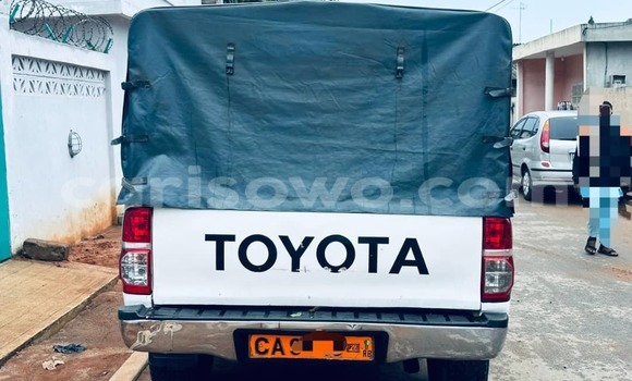 Acheter Occasion Voiture Toyota Hilux Other à Parakou, Benin Acheter Occasion Voiture Toyota Hilux Other à Parakou, Benin