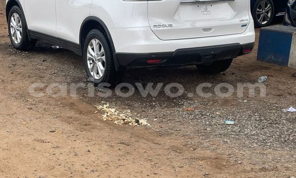 Acheter Import Voiture Nissan Rogue Blanc à Cotonou, Benin Acheter Import Voiture Nissan Rogue Blanc à Cotonou, Benin