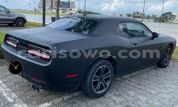 Buy Used Dodge Challenger Black Car in Kétou in Benign Buy Used Dodge Challenger Black Car in Kétou in Benign