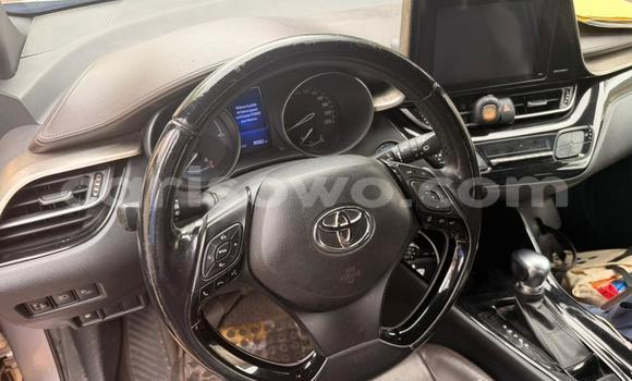 Ra Àlòkù Toyota C-HR Silver Ọkọ̀ in Cotonou ni Benin Ra Àlòkù Toyota C-HR Silver Ọkọ̀ in Cotonou ni Benin