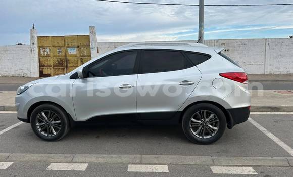 Acheter Occasion Voiture Hyundai Tucson Gris à Cotonou, Benin Acheter Occasion Voiture Hyundai Tucson Gris à Cotonou, Benin