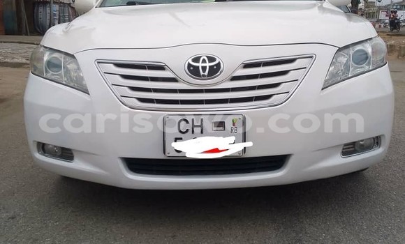 Ra Àlòkù Toyota Camry Black Ọkọ̀ in Cotonou ni Benin Ra Àlòkù Toyota Camry Black Ọkọ̀ in Cotonou ni Benin