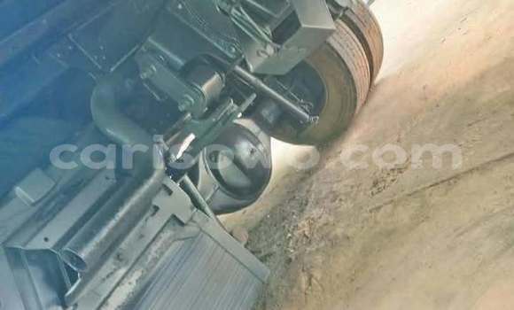 Buy Used Mercedes-Benz 190 (W201) Green Car in Cotonou in Benign Buy Used Mercedes-Benz 190 (W201) Green Car in Cotonou in Benign