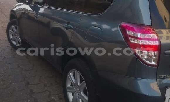 Acheter Occasion Voiture Toyota RAV4 Noir à Cotonou, Benin Acheter Occasion Voiture Toyota RAV4 Noir à Cotonou, Benin