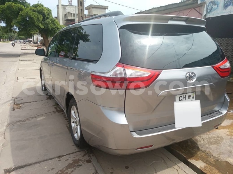 Big with watermark toyota sienna benin cotonou 25374